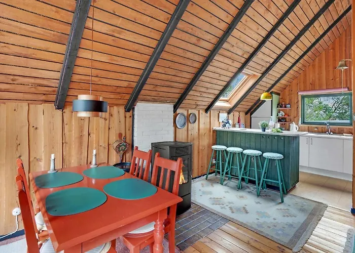 2 Bedroom Beautiful In Norre Nebel